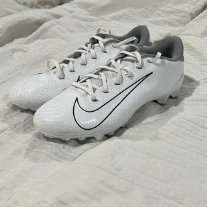 Brand New White Nike Low Football Cleats